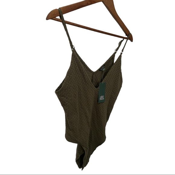 WILD FABLE NWT OLIVE GREEN TEXTURED V-NECK SNAP BUTTON BODYSUIT SIZE LARGE - Picture 9 of 13